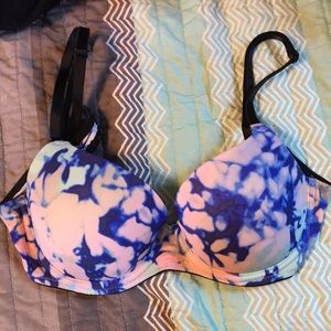 Victoria’s Secret bra